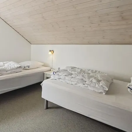 Apartamento Femja - 2-3km From The Sea By Interhome
